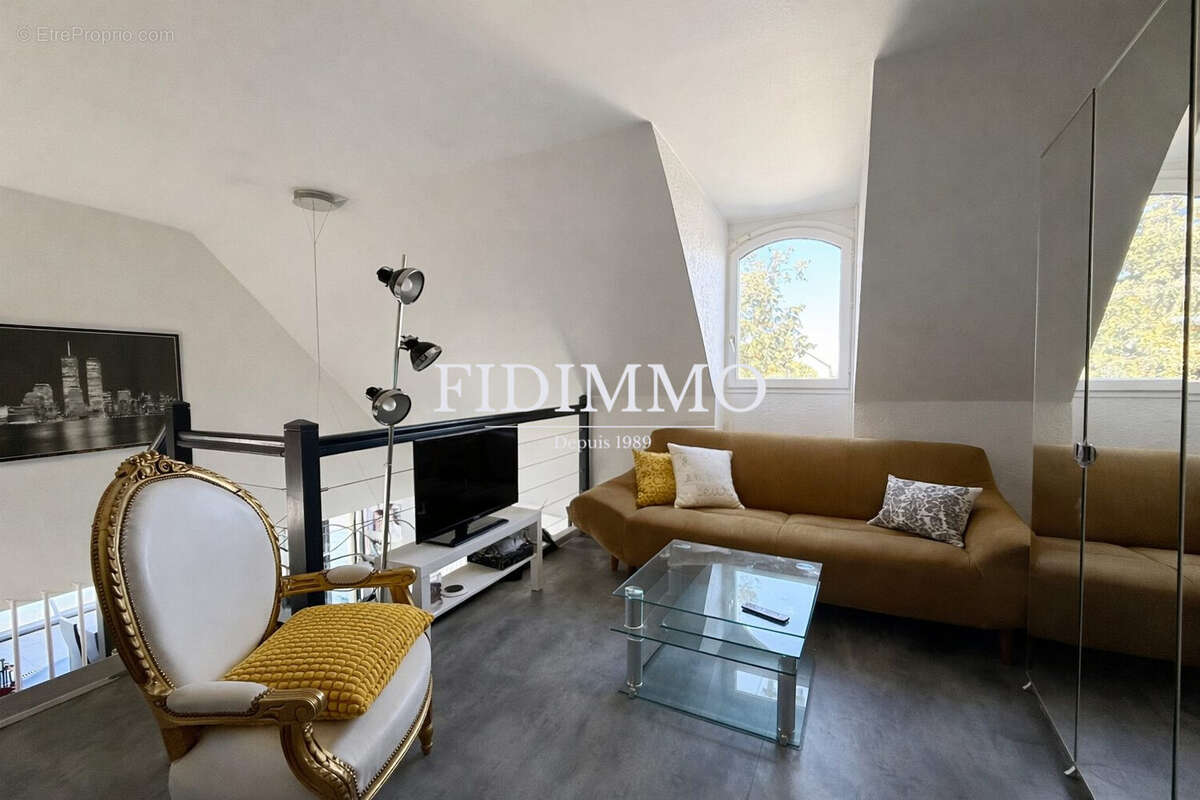 Maison à CHENNEVIERES-SUR-MARNE