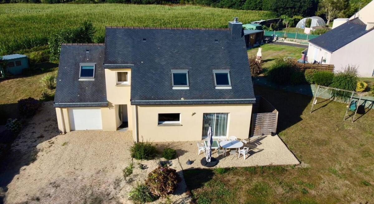 Maison à LANVELLEC