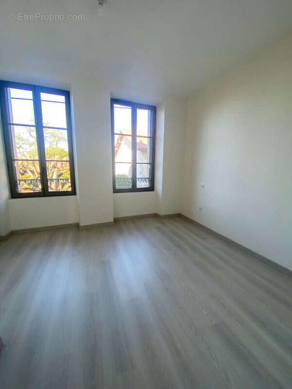 Appartement Niort 4 pièces - 130 m2 - photo 8