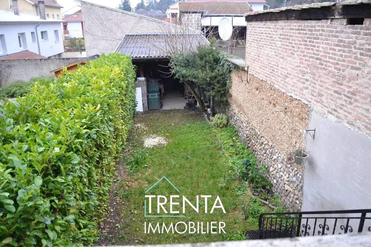 Appartement à RIVES