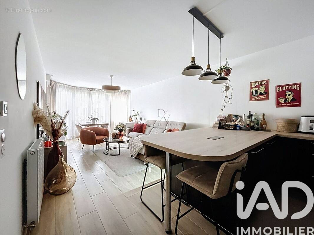 Photo 1 - Appartement à CLAMART