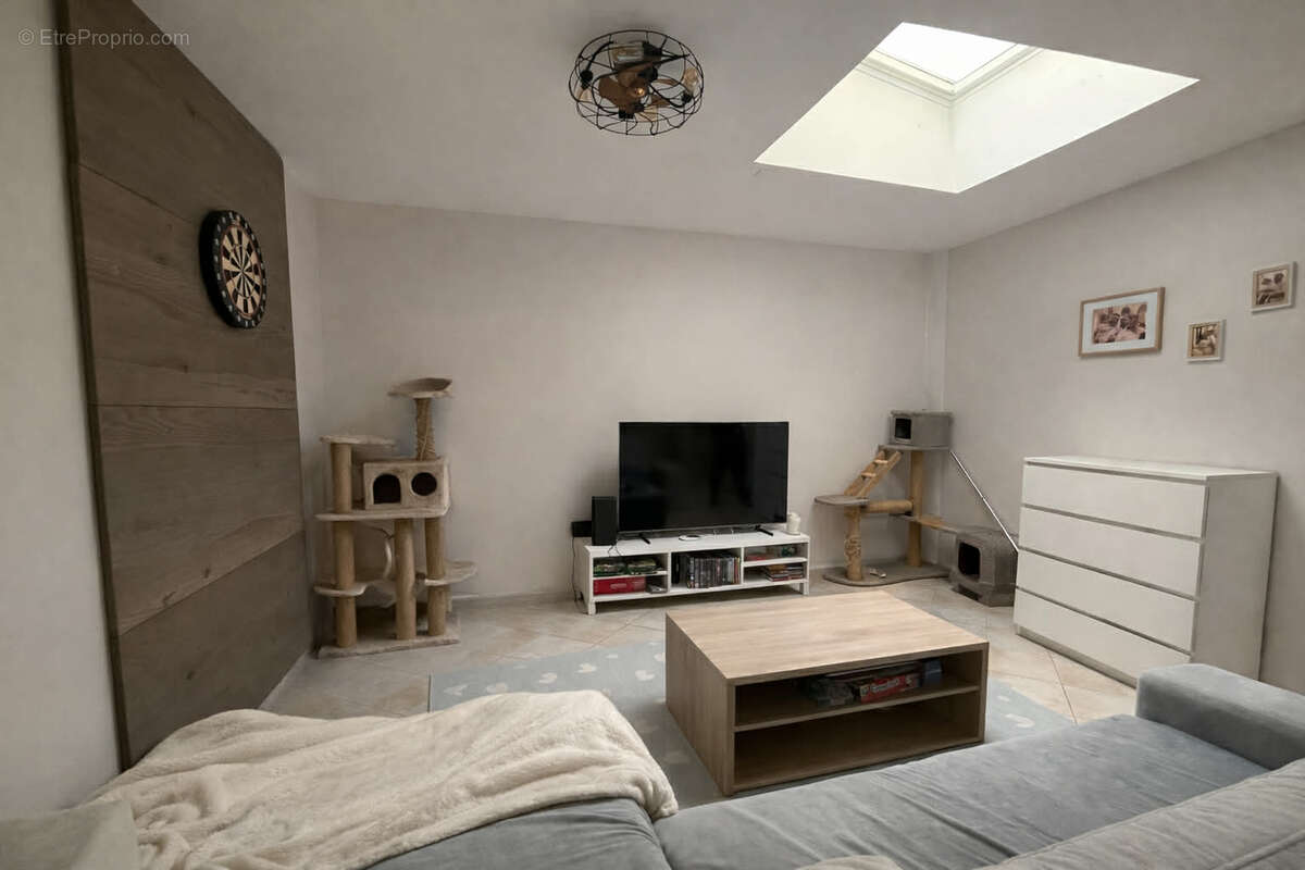 Appartement à BOURGOIN-JALLIEU