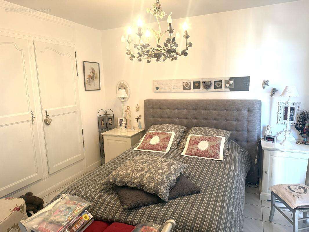Appartement à L'ISLE-SUR-LA-SORGUE