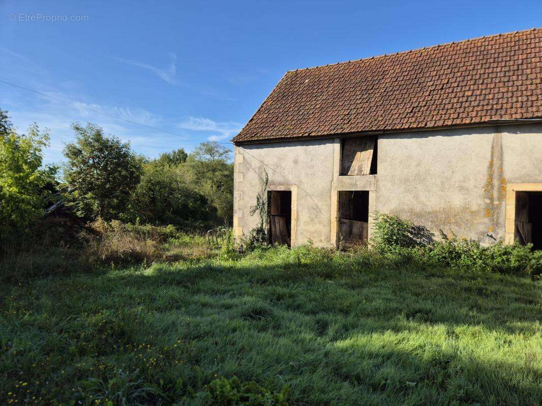 Maison à LA BERTHENOUX