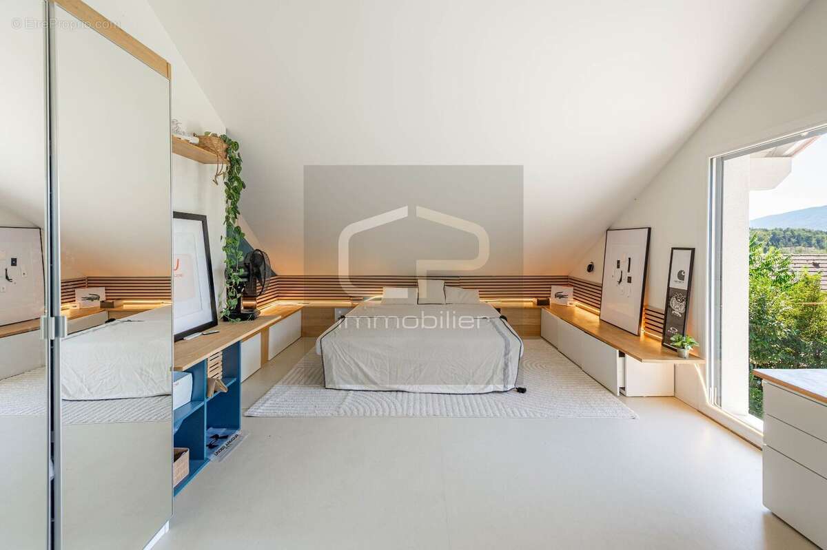 Villa contemporaine d'exception à Bluffy  Vue lac d'Annecy  Élégance, prestations haut de gamme et environnement privilégié - photo 13