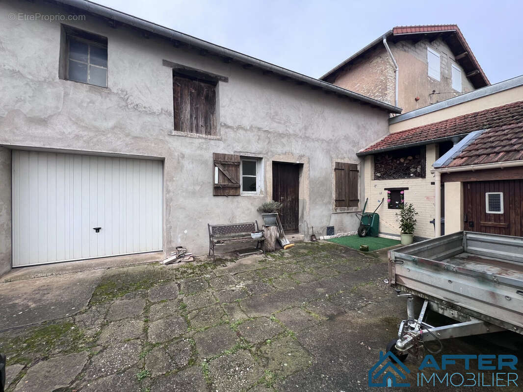 Maison à EINVILLE-AU-JARD