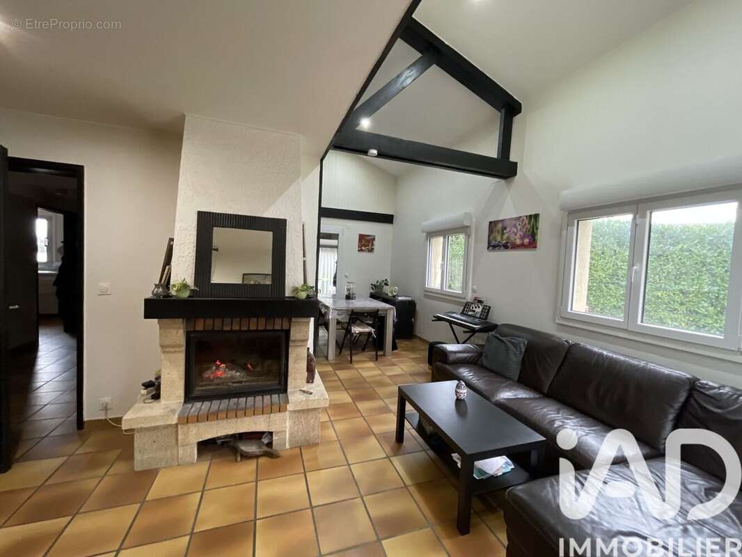 Photo 2 - Maison à AMBARES-ET-LAGRAVE