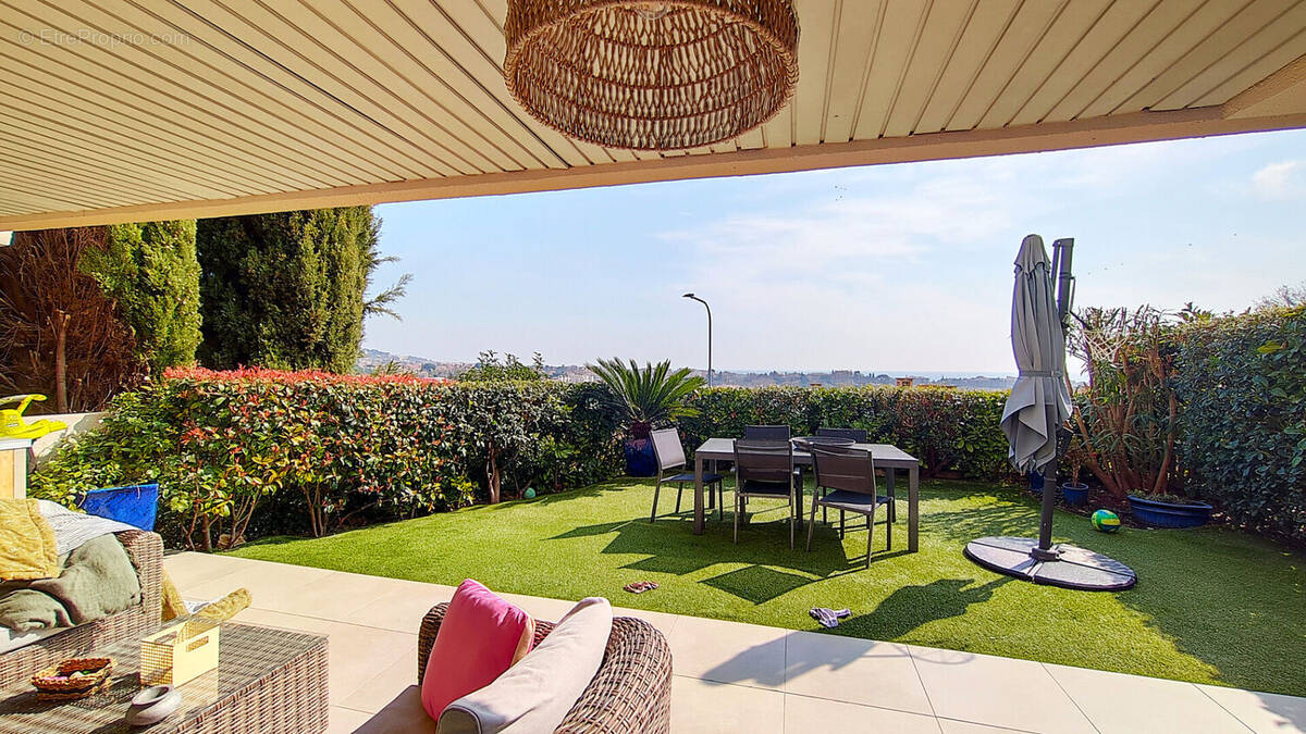 Appartement à CAGNES-SUR-MER