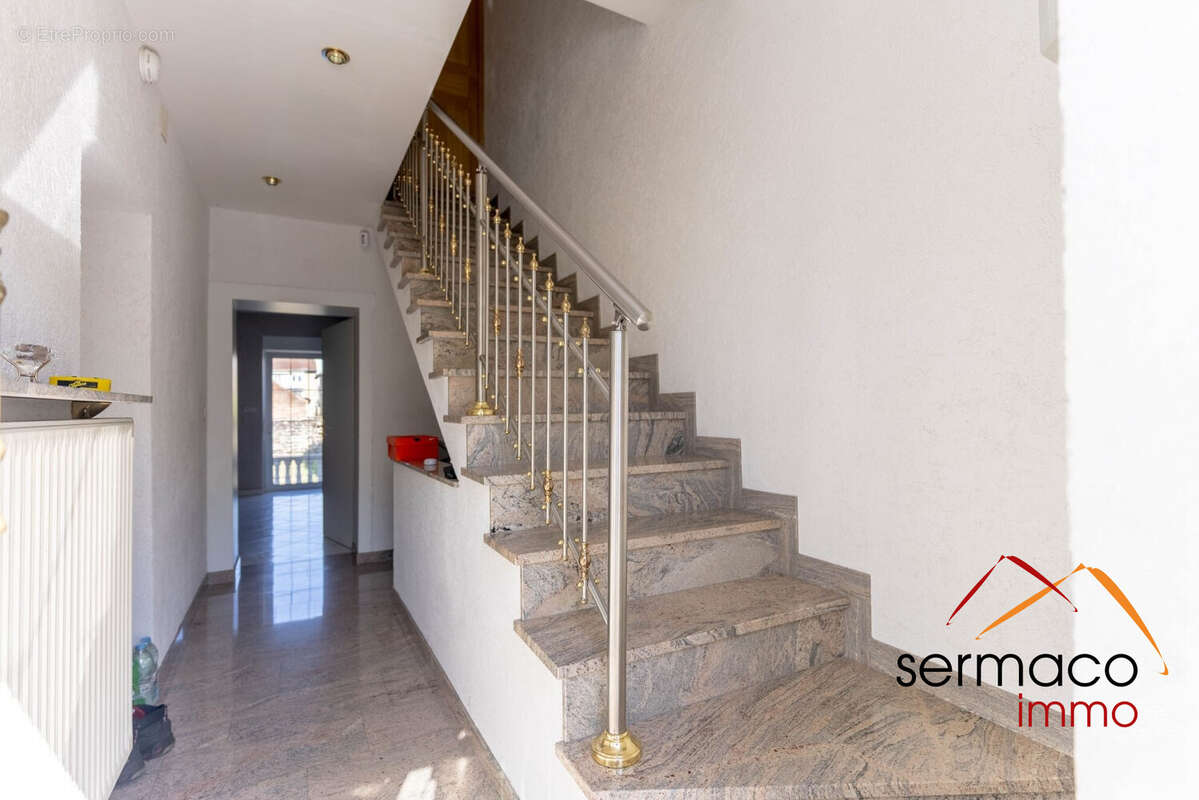 Maison 166 m² à Stiring-Wendel  - photo 8