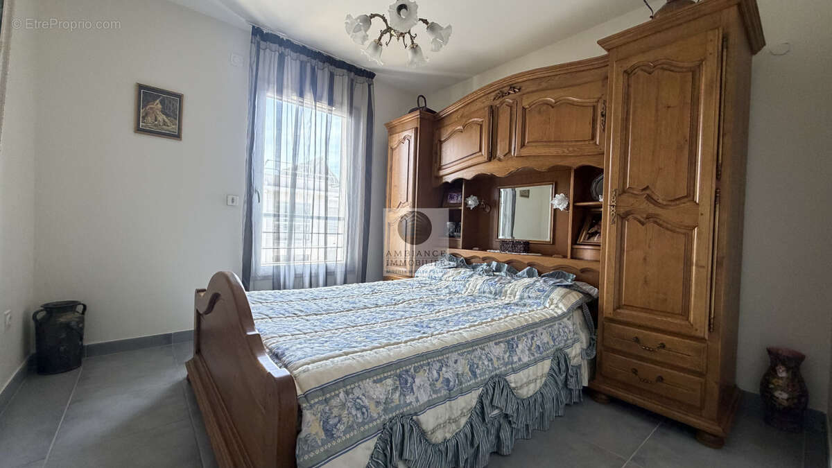 Appartement en dernier étage avec vue dégagée sur les montagnes - photo 16