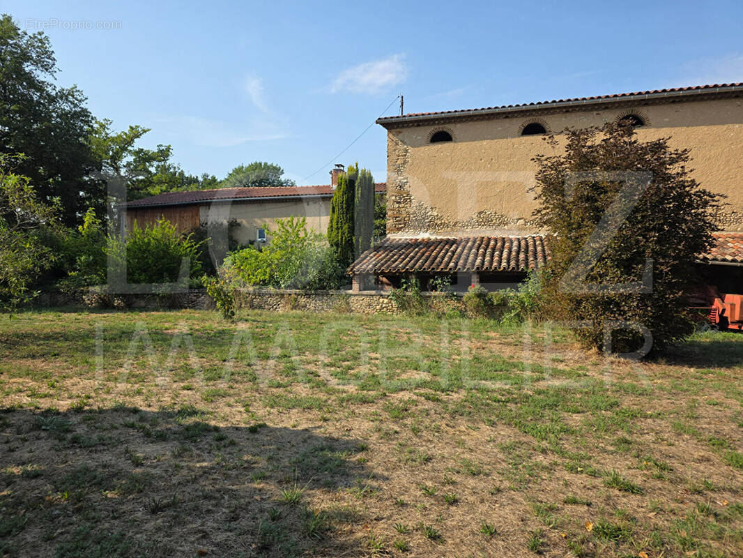 Maison à PAYRIN-AUGMONTEL