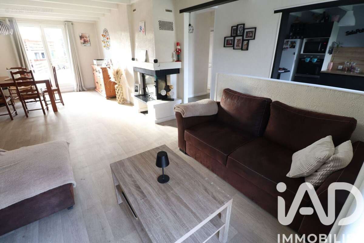 Maison 100 m² à La Clotte  - photo 8