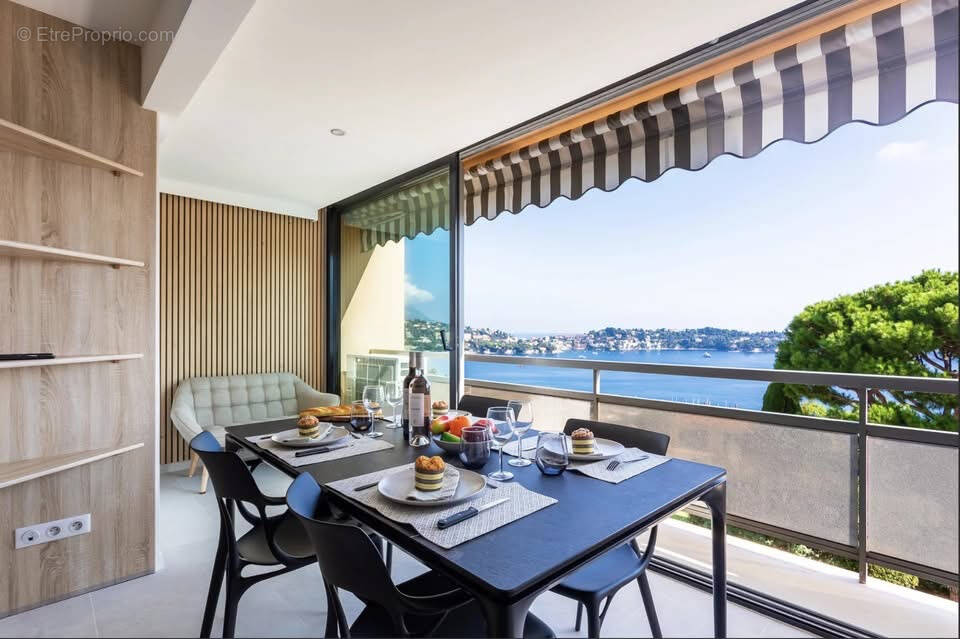 Appartement à VILLEFRANCHE-SUR-MER