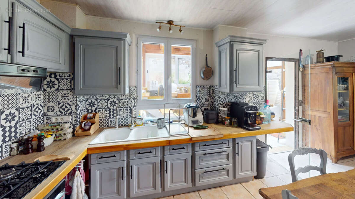 Maison à MONTFAUCON