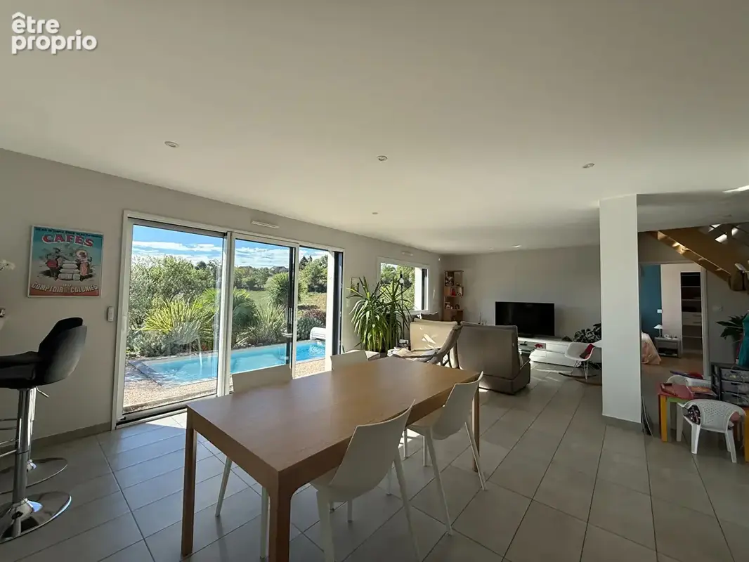 Maison récente avec piscine - photo 3