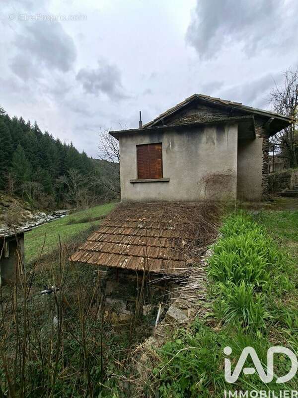 Maison 136 m² à Saint-Andre-De-Valborgne  - photo 8