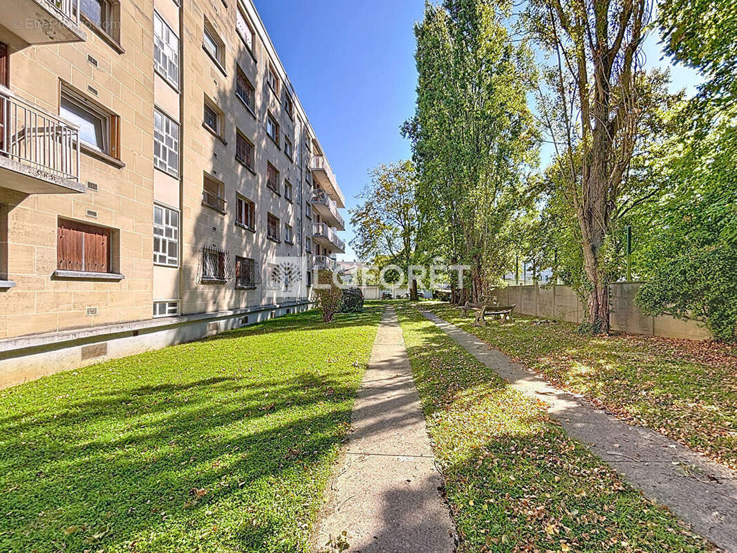 Appartement à VILLEJUIF