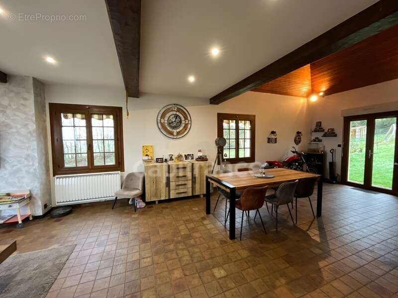 Maison à ISIGNY-LE-BUAT