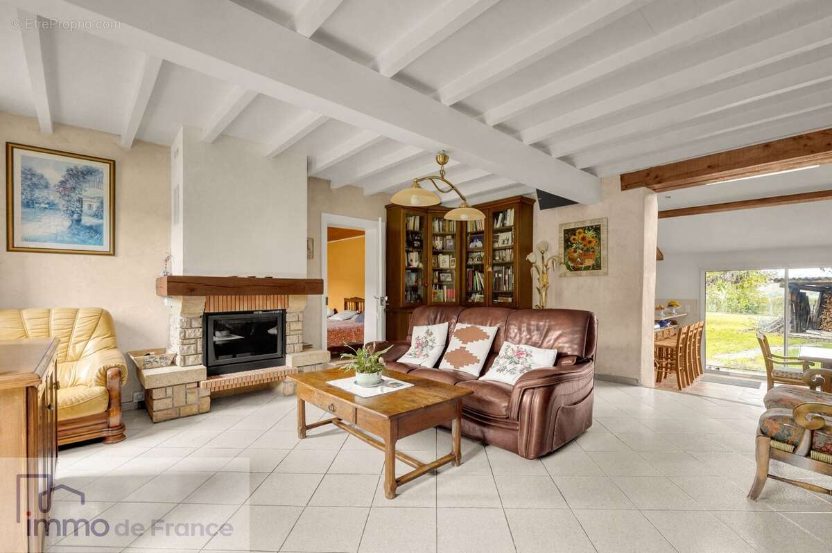 Maison à FLOURENS