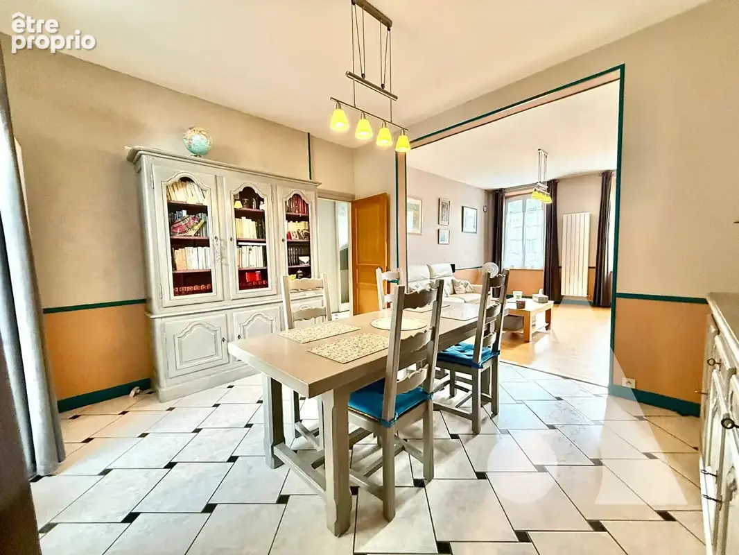 Maison  ancienne de 195 m² 4 chbres avec dépendance et jardin - photo 5