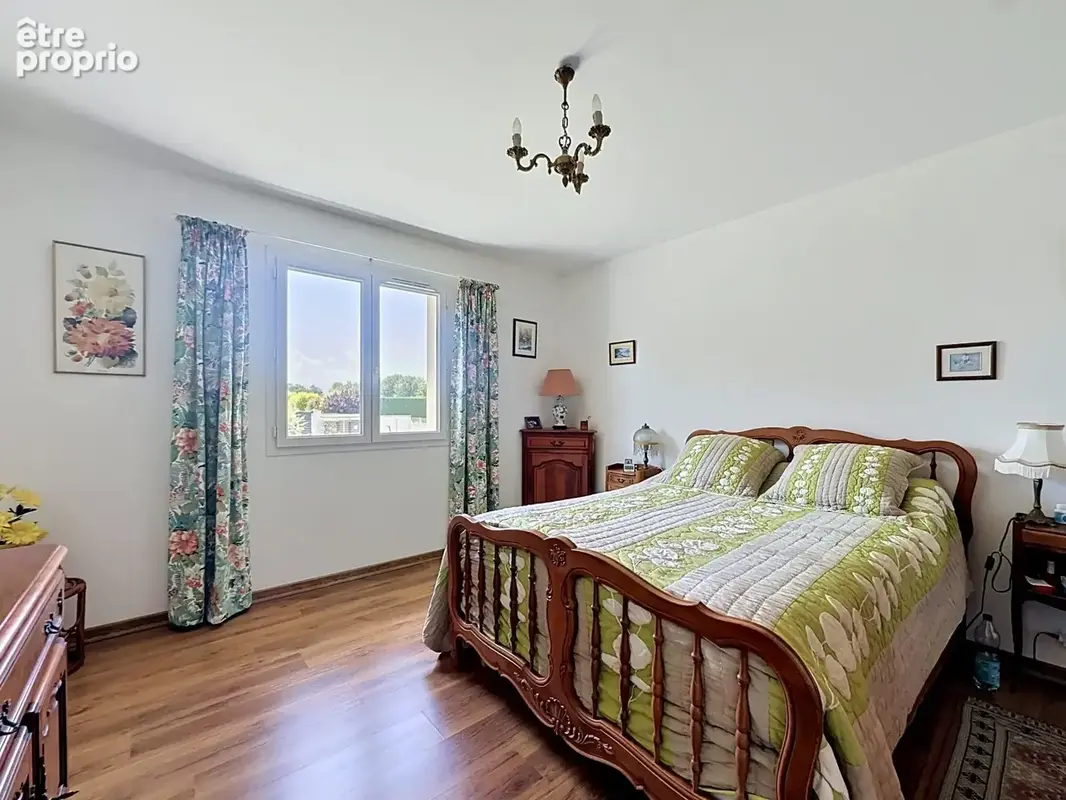 Maison 7 pièces 191 m² à vendre à Idron (64320) - photo 8
