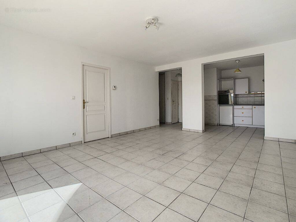 Appartement à TOURNON-SUR-RHONE