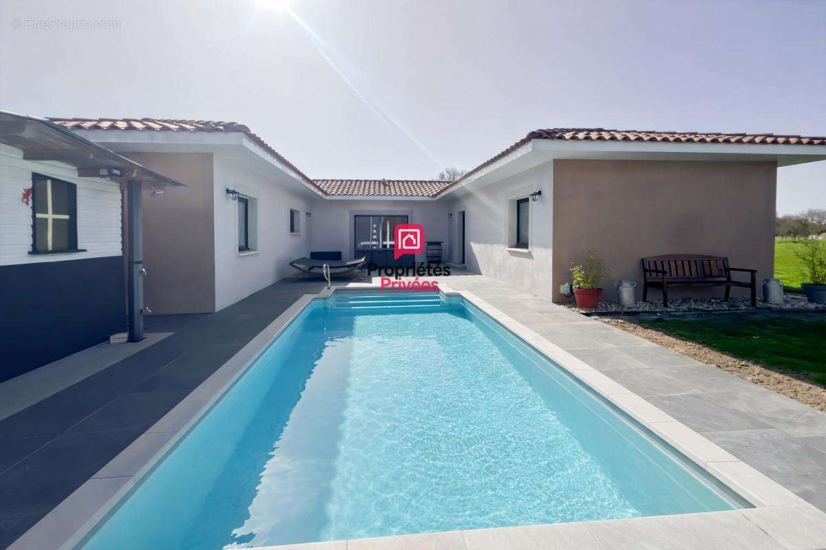 Maison à BAZAS