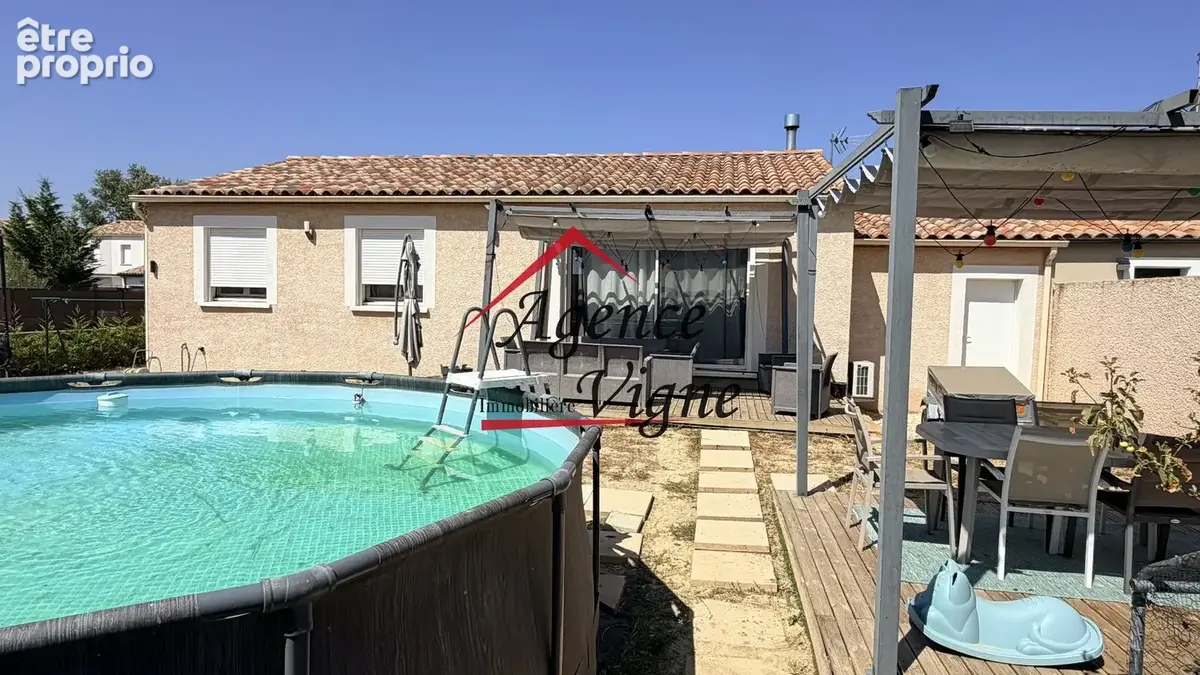 Maison à SAINT-HILAIRE-DE-BRETHMAS