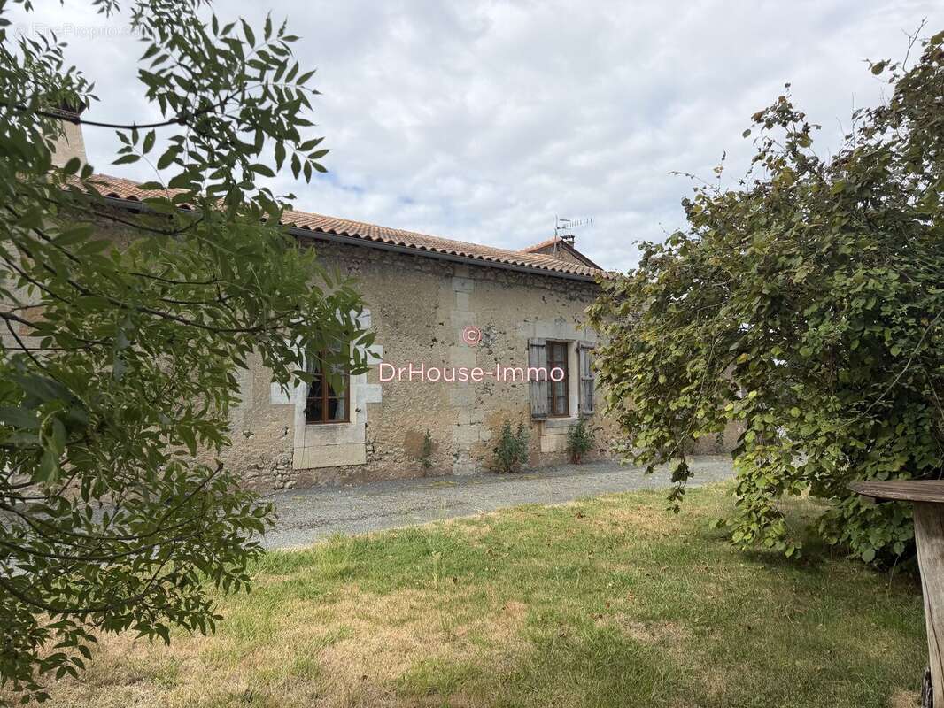 Maison à RIBERAC