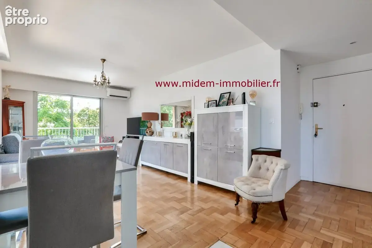 CROS CAGNES : Adorable 2 PIèces (51m2) Terrasses Calme Toutes Commodités et Plages - photo 7
