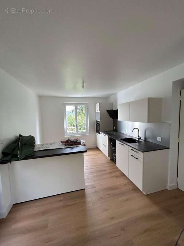 Maison à AIXE-SUR-VIENNE