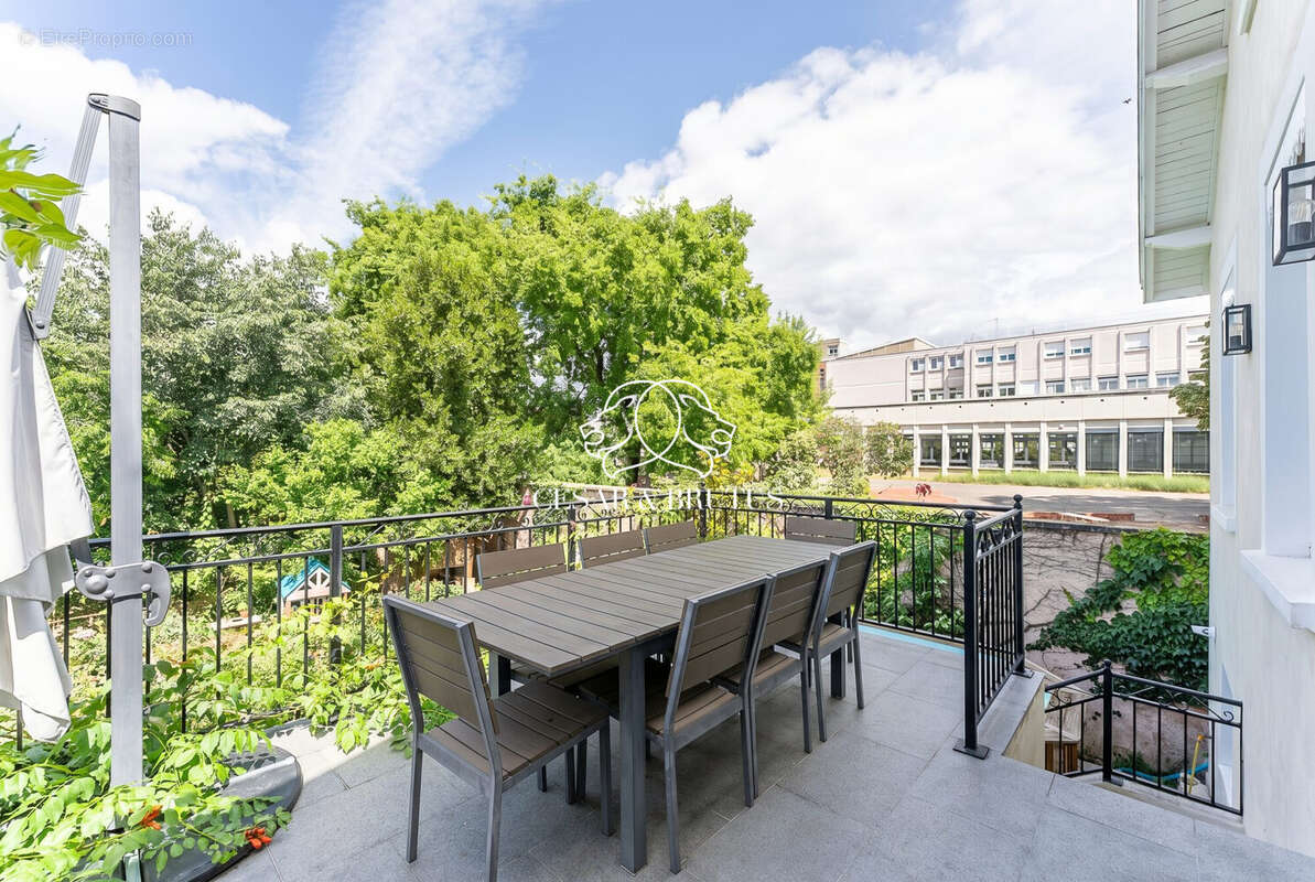Maison 163 m² à Lyon-8e  - photo 6
