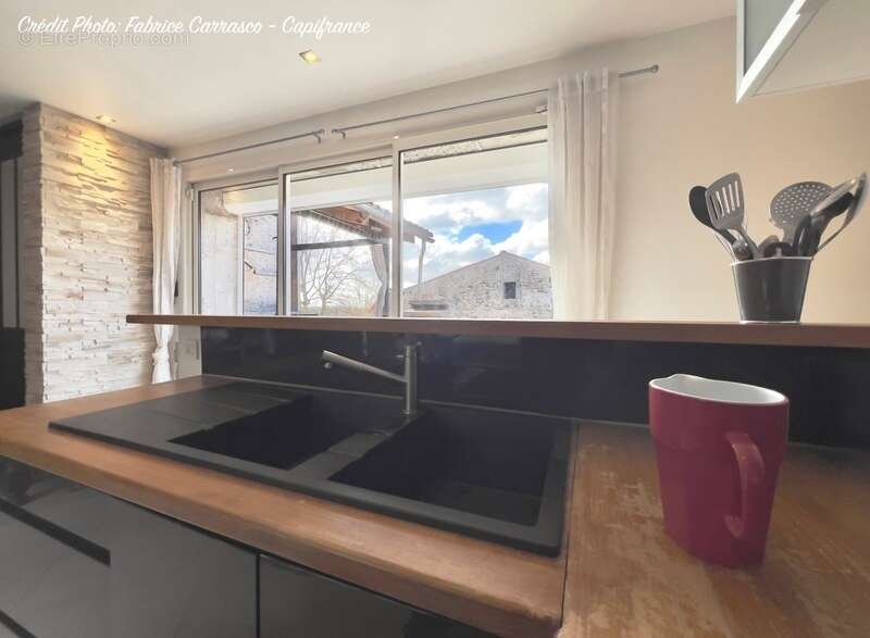 Maison à SAINT-BONNET-PRES-RIOM