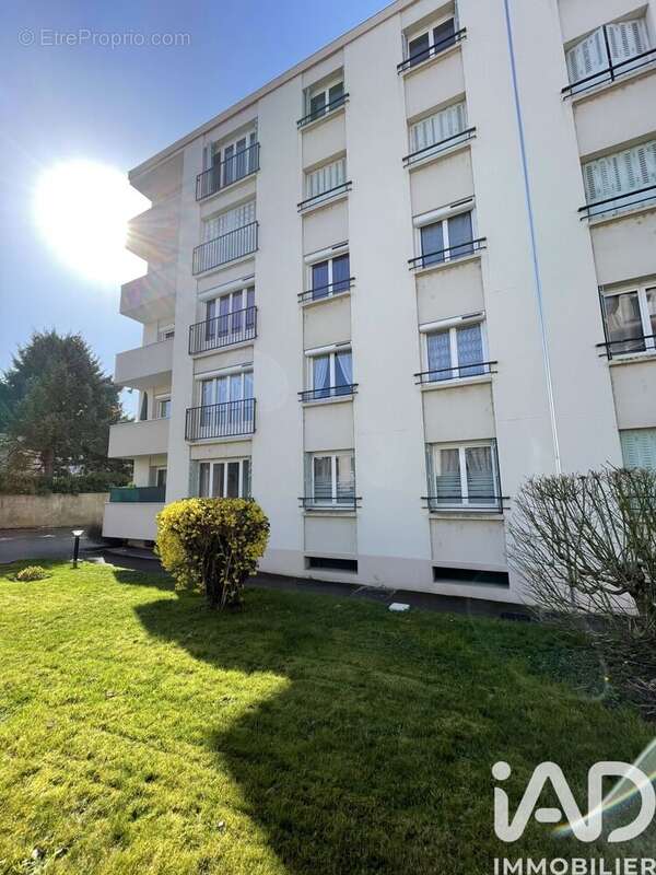 Photo 2 - Appartement à MOULINS