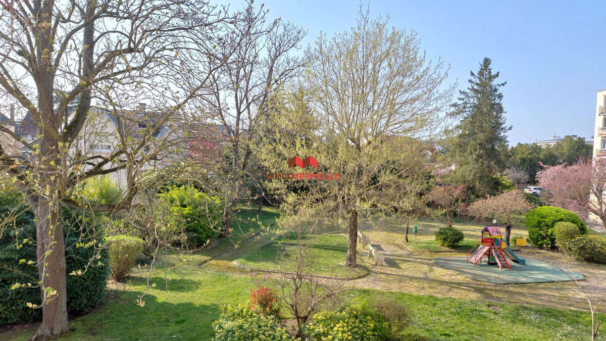 Appartement à RUEIL-MALMAISON