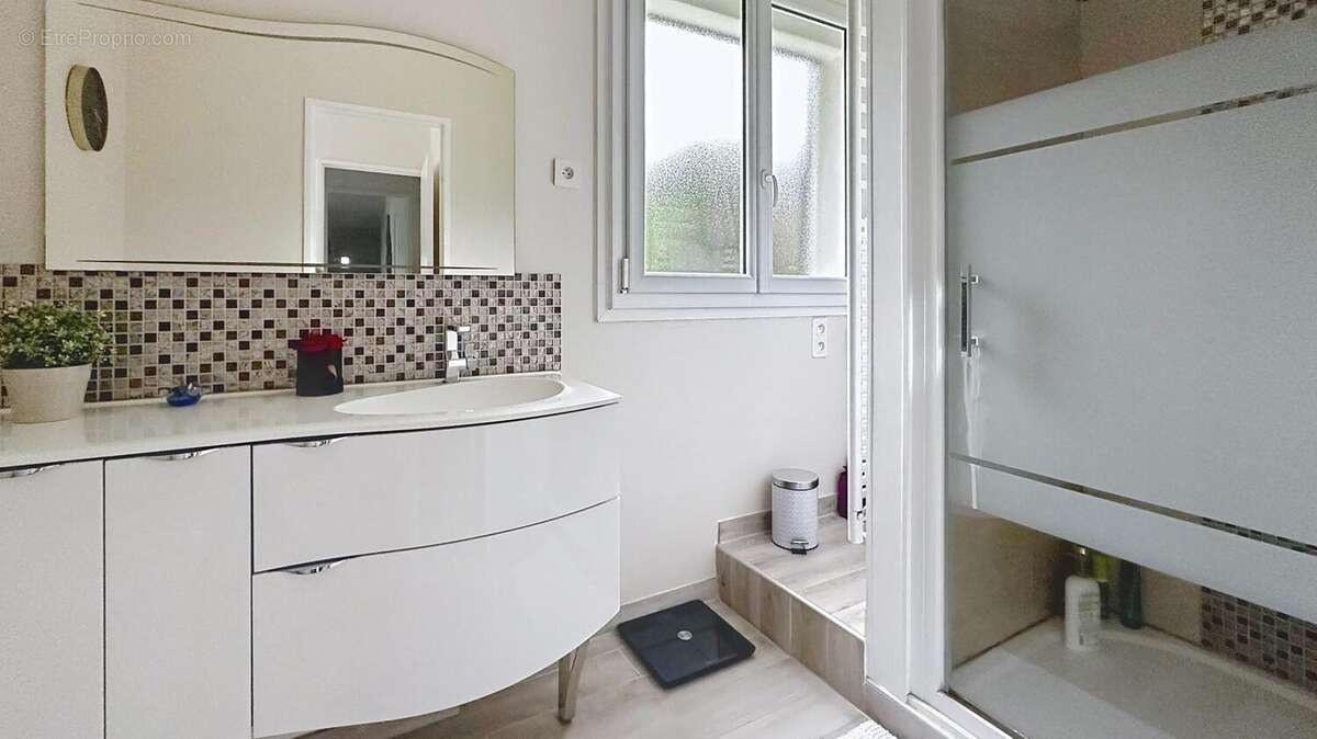 Photo 7 - Maison à OZOIR-LA-FERRIERE