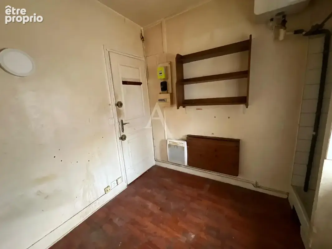 Chambre de bonne à rénover 6,52 m2 Métro RENNES - photo 5