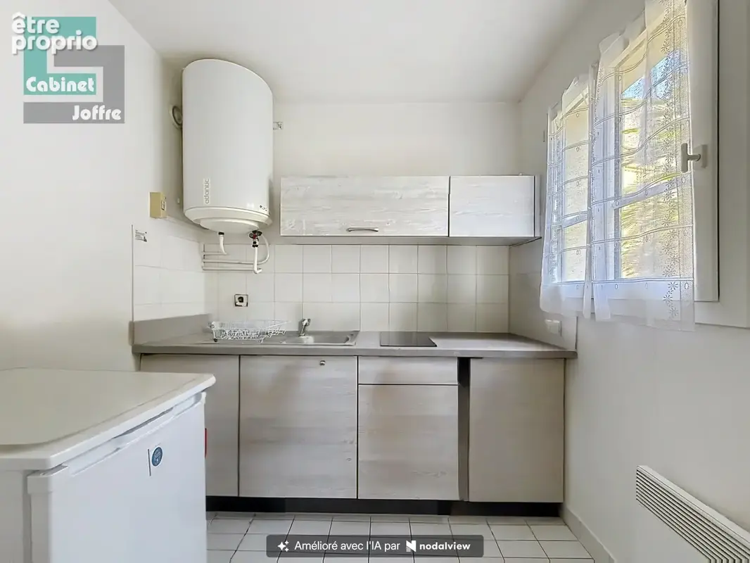 Studio - 30,56 m2 - Loué - au calme en centre-ville - photo 4