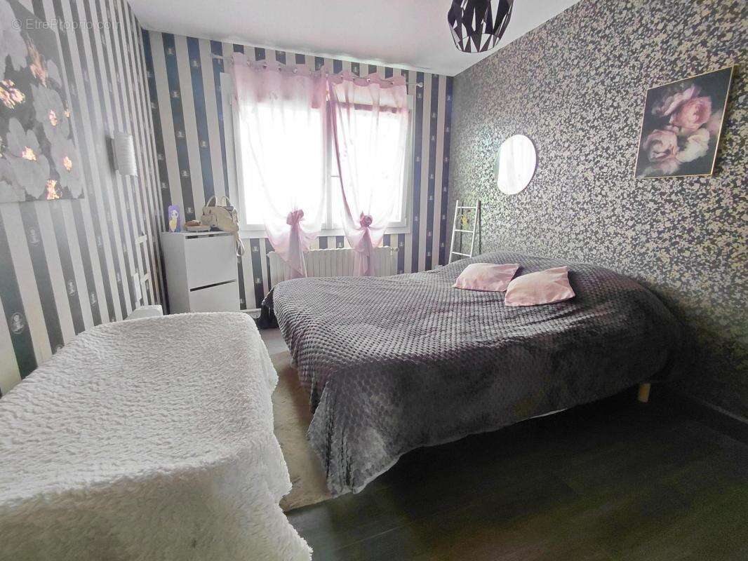 Maison potentiel de 6 chambres sur sous-sol avec jardin - photo 6