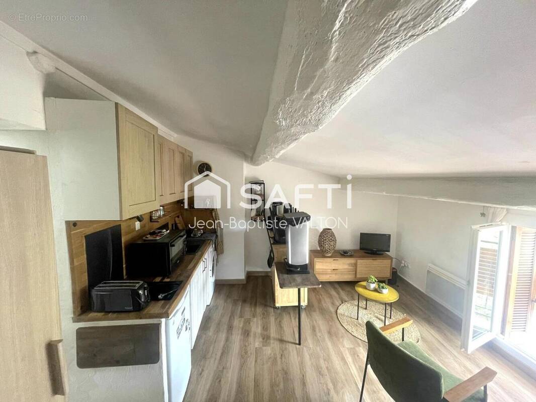Photo 1 - Appartement à OLLIOULES
