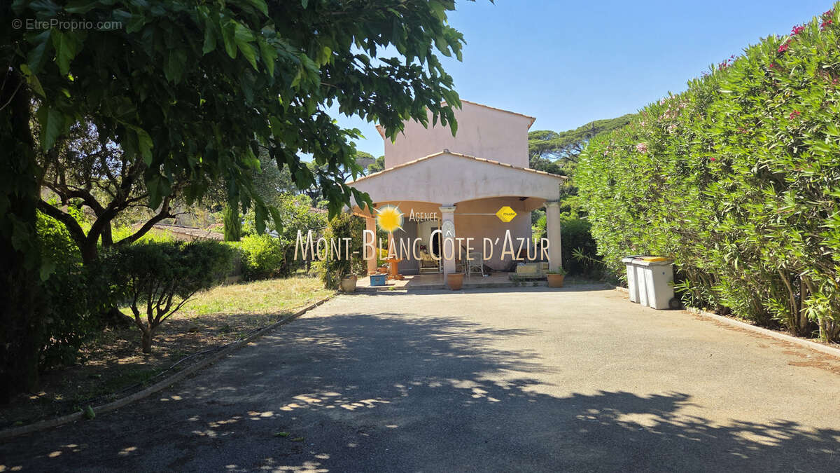 Villa 3 chambres 100 m2 terrain 824 m2 proche centre et plage - photo 5