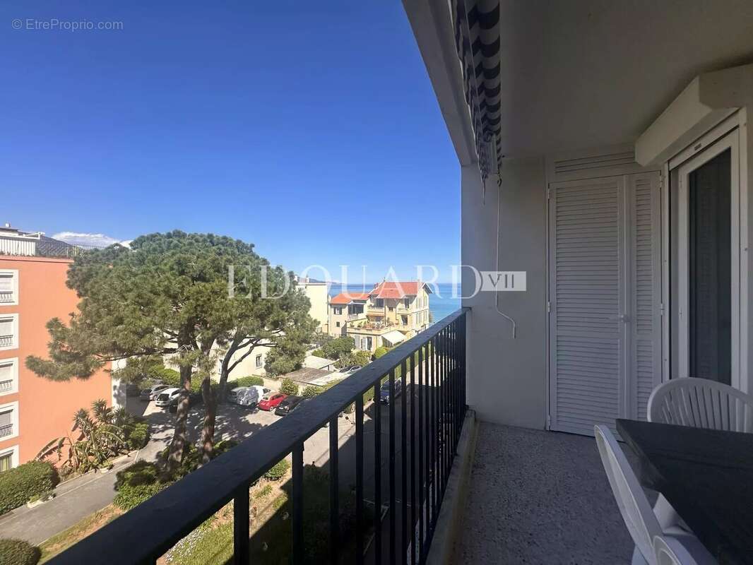 Appartement à ROQUEBRUNE-CAP-MARTIN