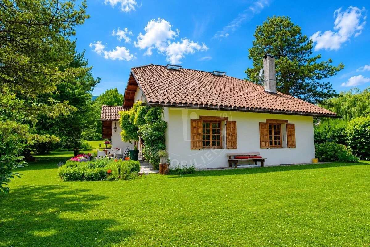 Maison à SEYTHENEX