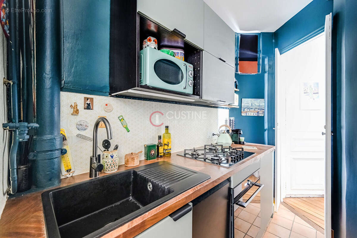 Appartement à PARIS-18E