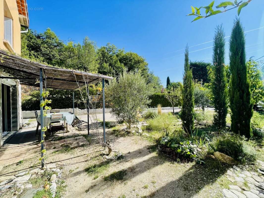 Maison à VAISON-LA-ROMAINE