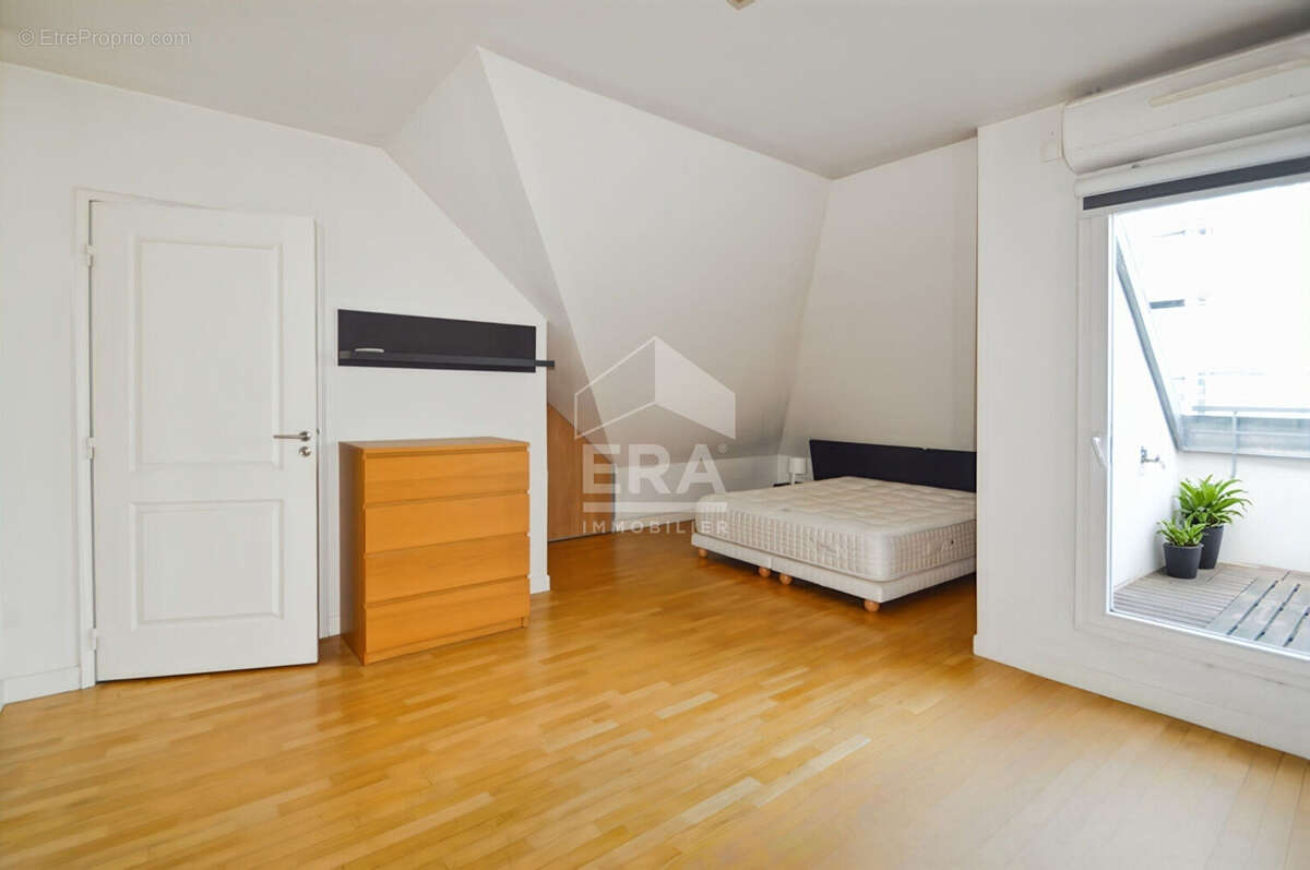 Appartement à ISSY-LES-MOULINEAUX
