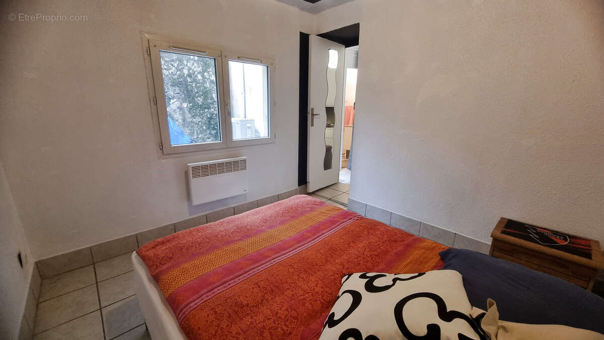 Appartement à LA CRAU