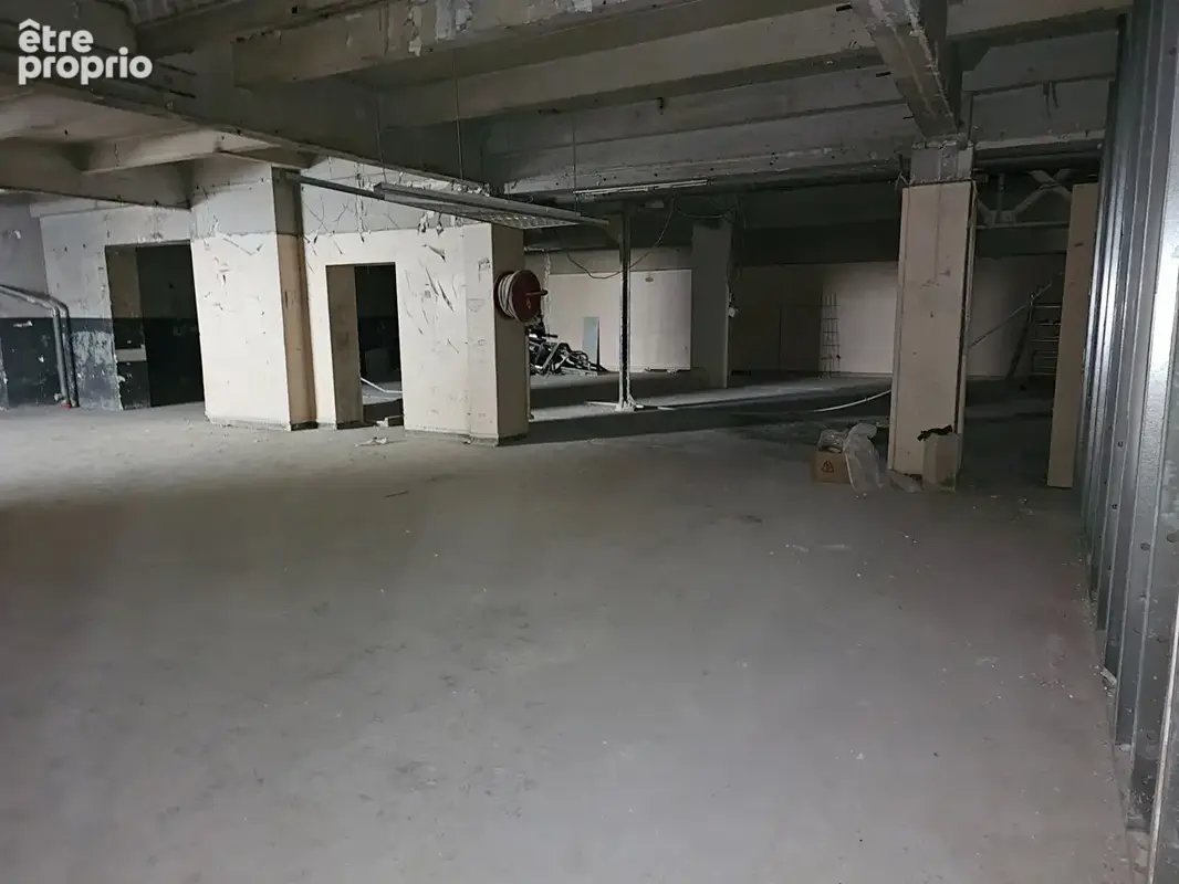 Hyper centre de REIMS - Plateau de 373 m² à usage professionnel - photo 10