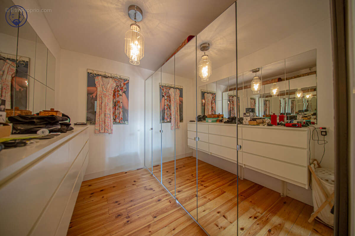 Maison de charme de 165 m2 avec dépendances - photo 18