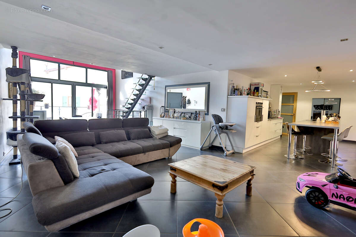 Appartement à MOIDIEU-DETOURBE